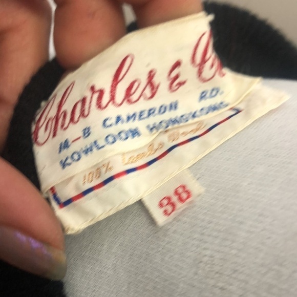 Charles & co. Black and silver embroidered floral sweater size small - Picture 6 of 10